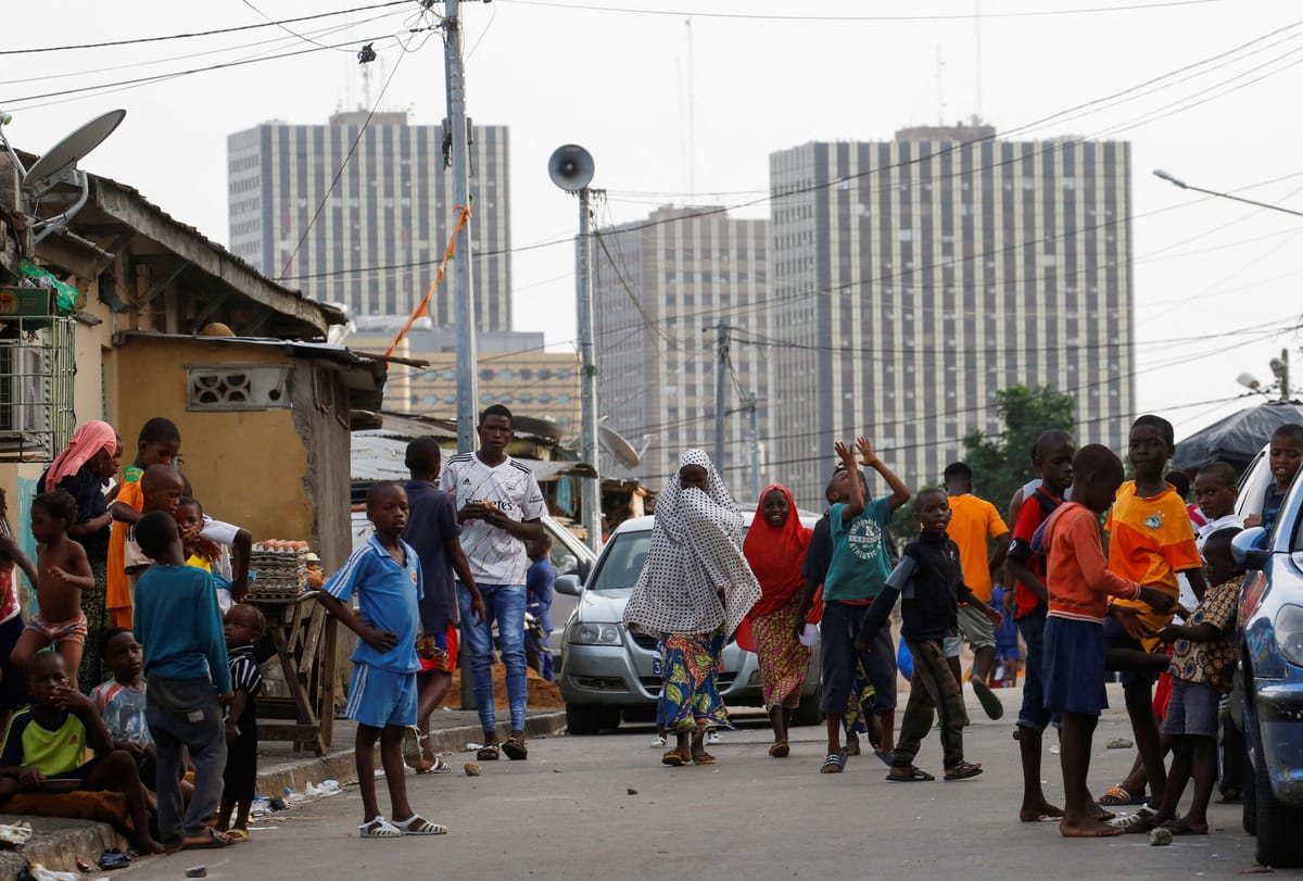 Près d'un million d'habitants de plus par an : la jeunesse ivoirienne face au test de l'emploi