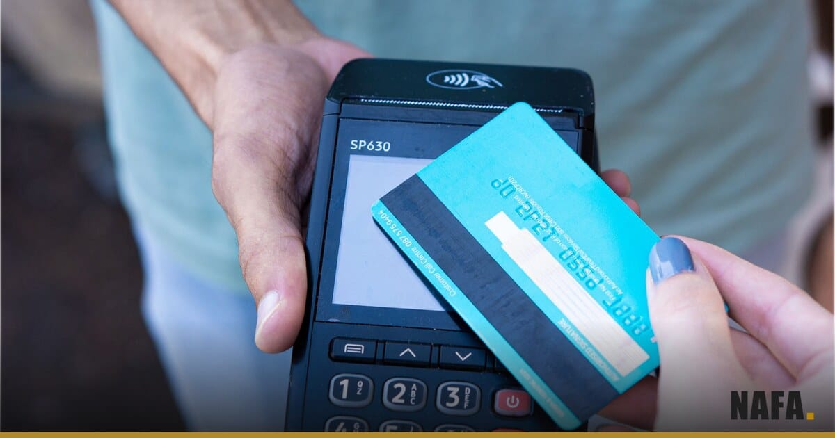 Paiement par téléphone mobile, illustration mobile money en Afrique