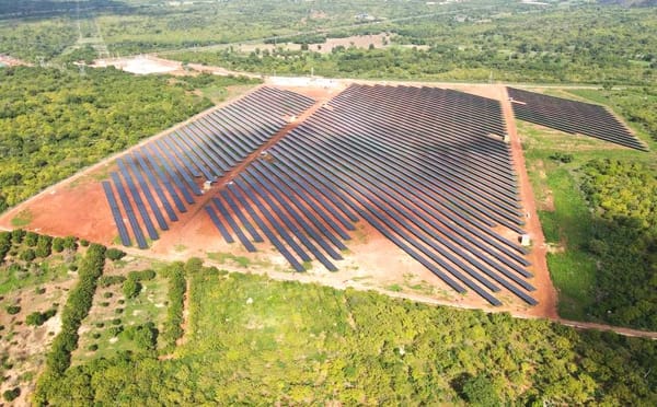Des barrages au gaz et au solaire : comment la Côte d’Ivoire a construit son système électrique