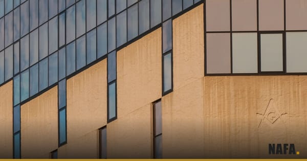 Façade moderne d'un immeuble de bureaux, illustration